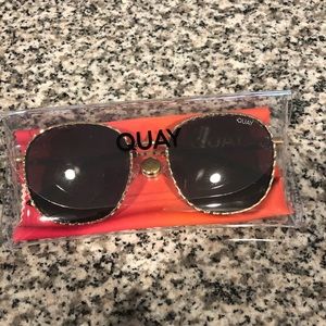 NWT Quay jezabell twist sunglasses